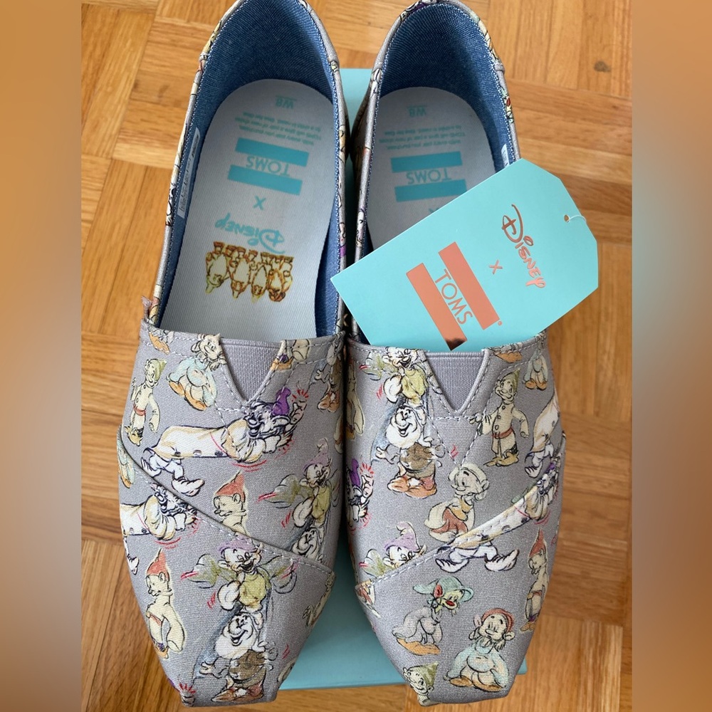 Disney x TOMS collab | Dopey / Snow white and the Seven Dwarfs